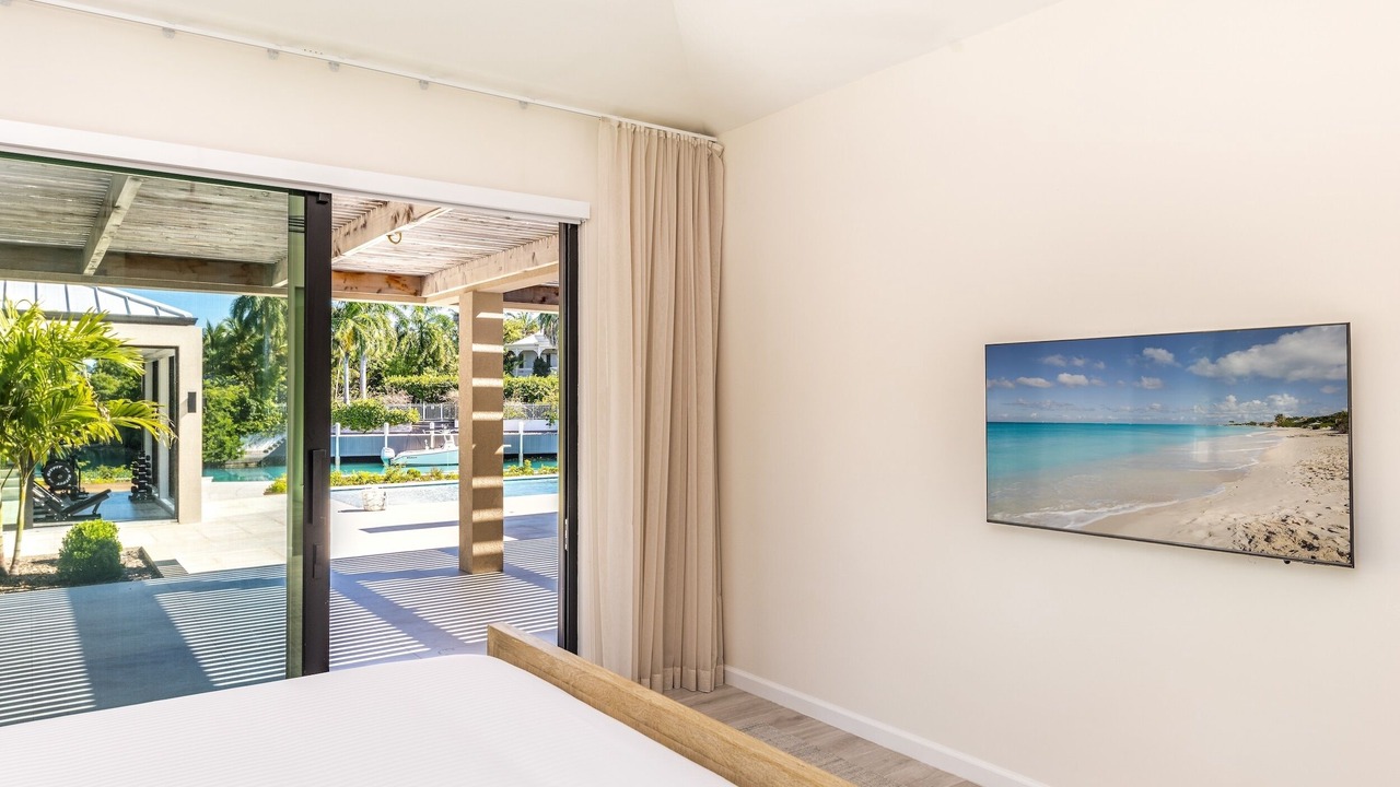 Photo of Bedroom in Leeward Settlement