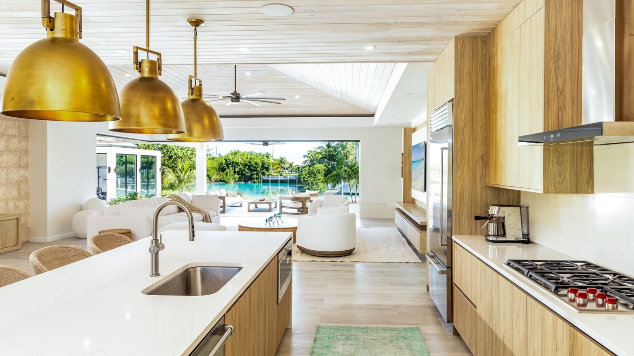 Photo of Kitchen in Leeward Settlement