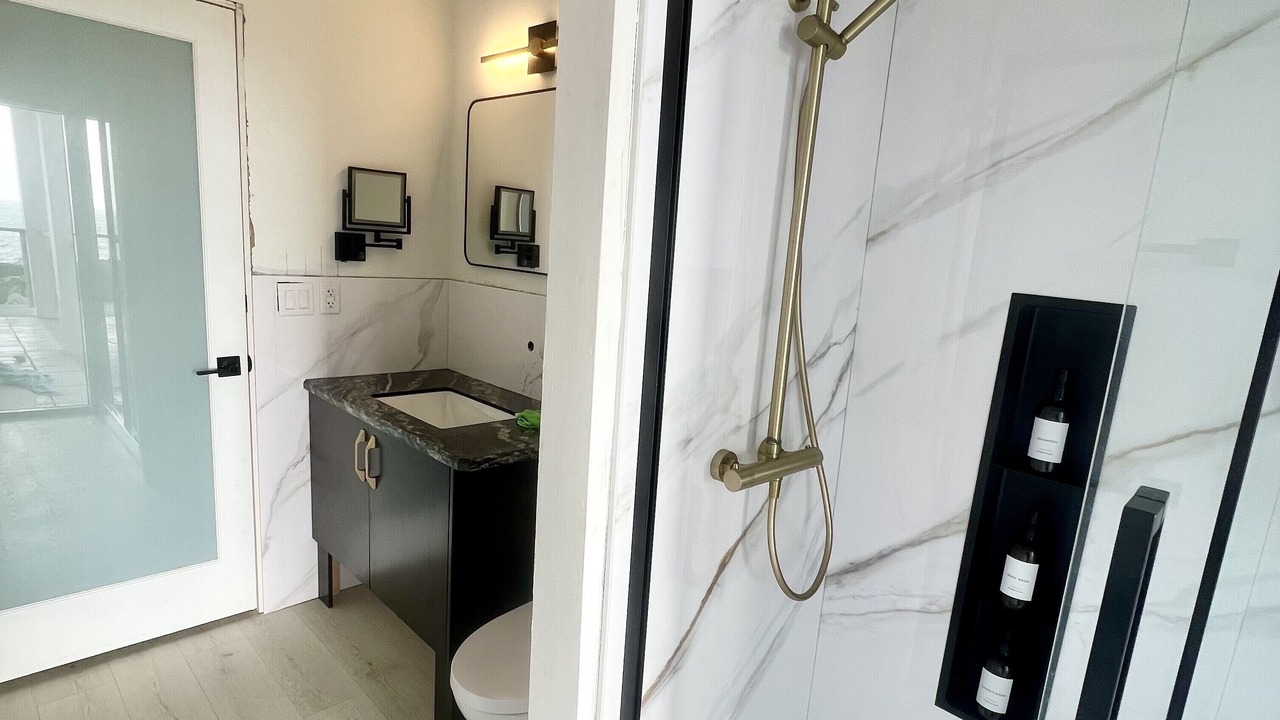 Photo of Bathroom in Cockburn Town