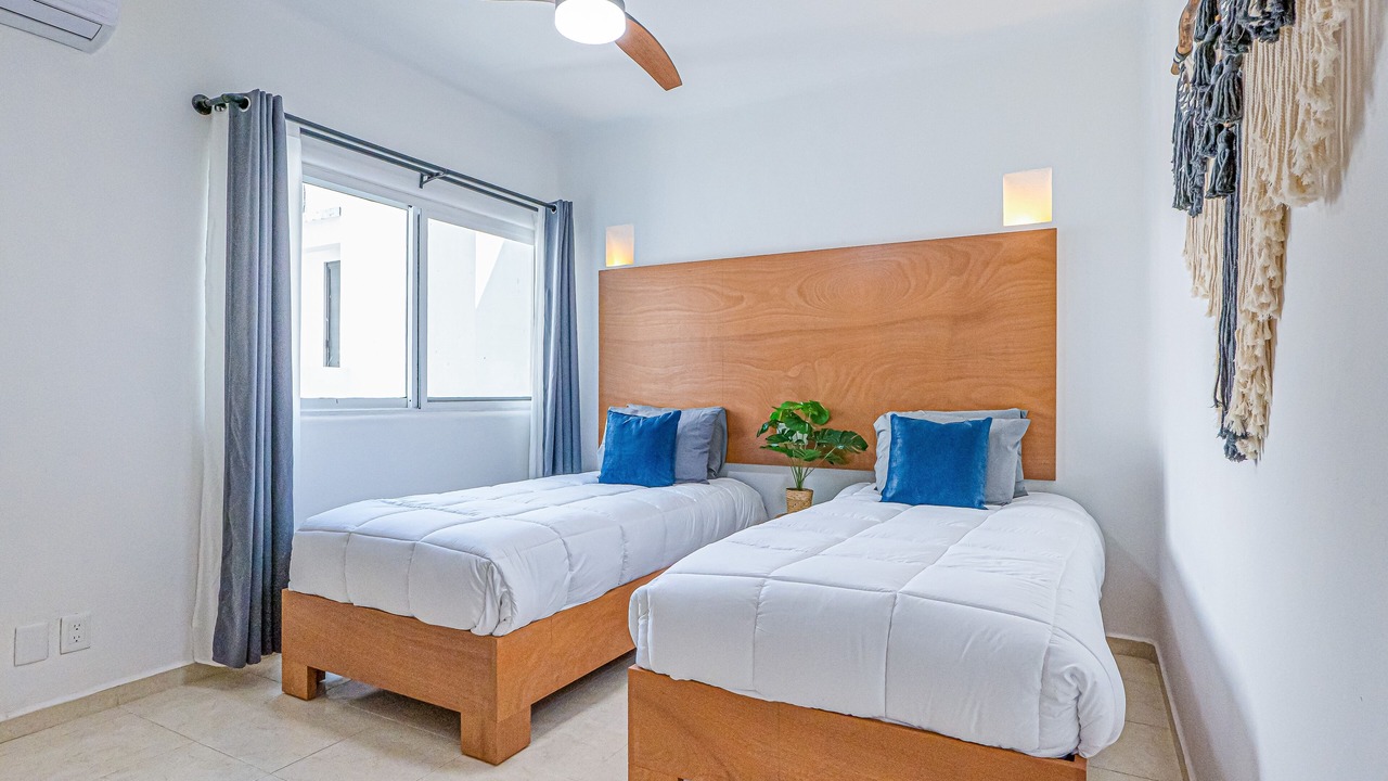Photo of Bedroom in 12th Street