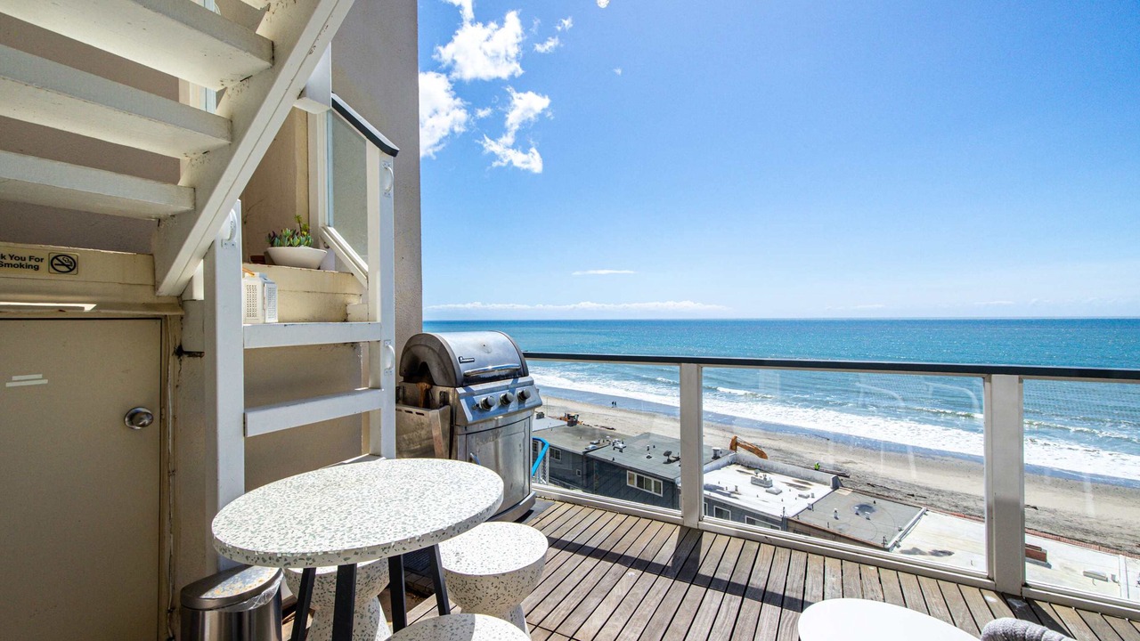 Photo of Patio Balcony in Rio del Mar