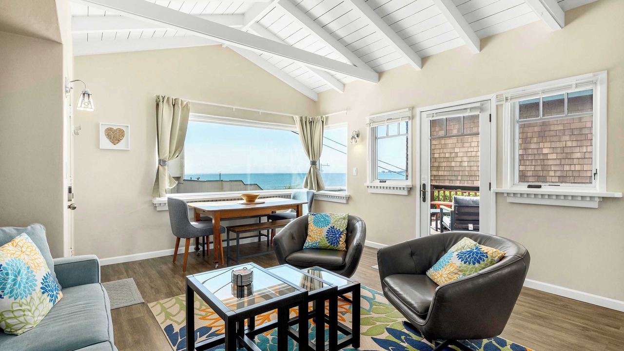 Photo of Livingroom in Rio del Mar