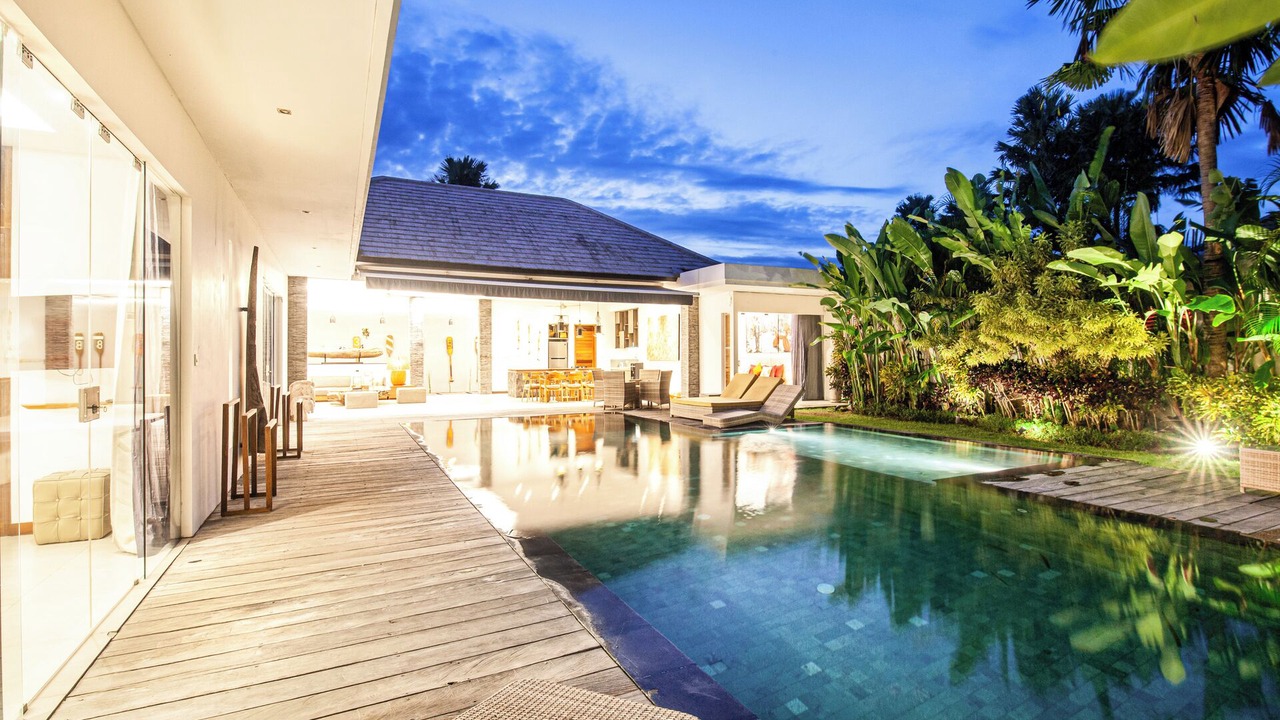 Photo of Outdoor in Sunset Road