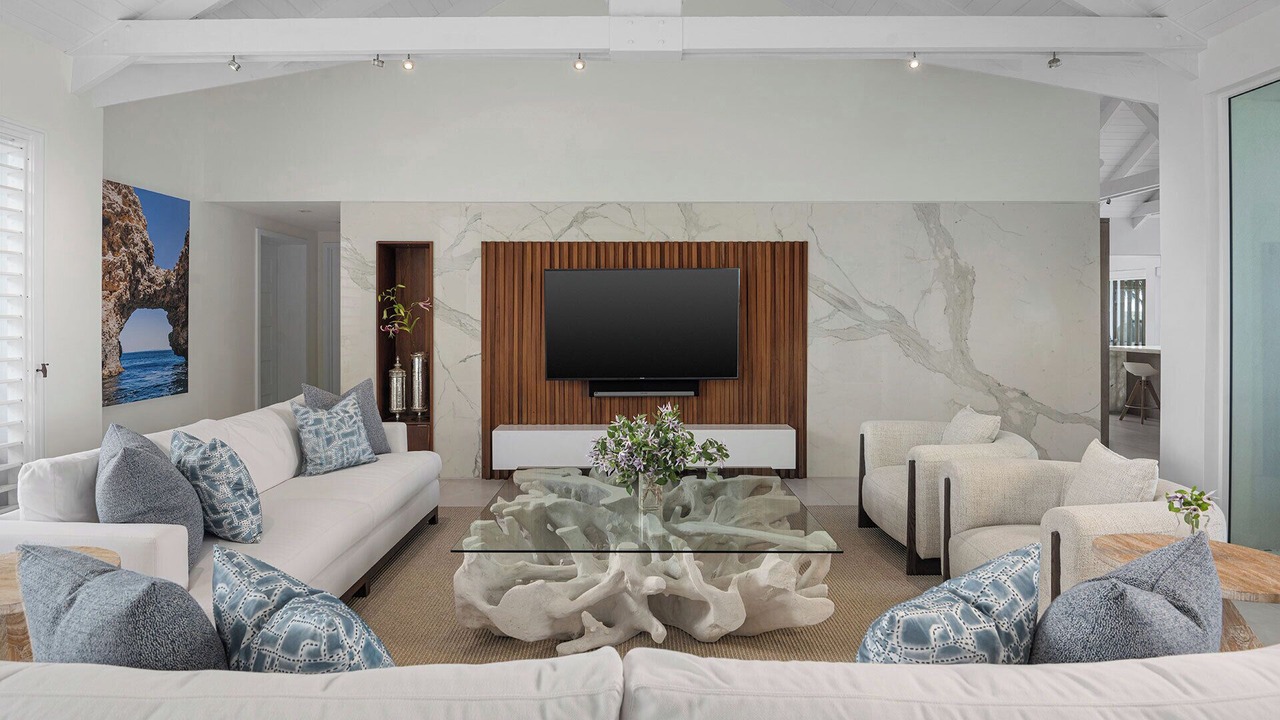 Photo of Livingroom in Grace Bay