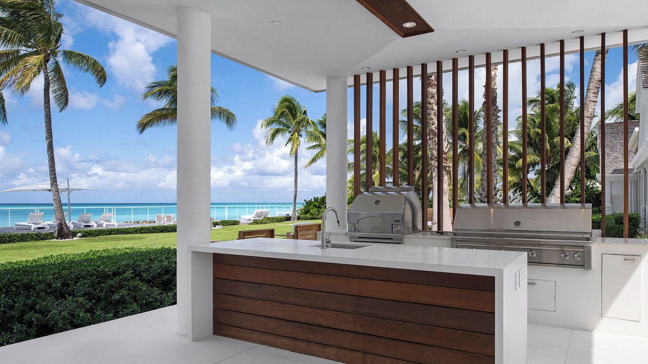 Photo of Outdoor in Grace Bay