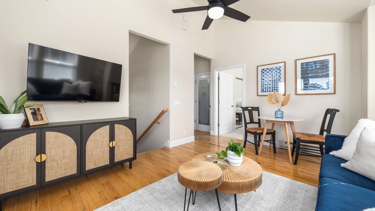 Photo of Livingroom in Eastside Santa Cruz