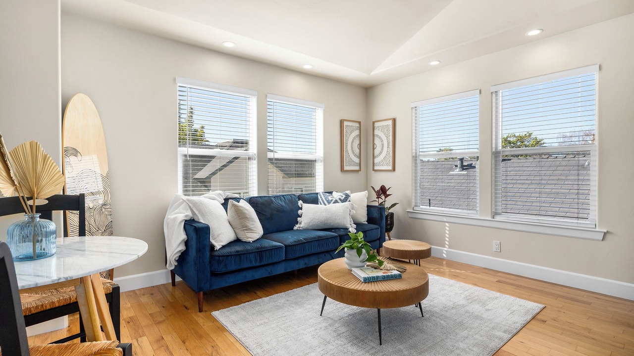 Photo of Livingroom in Eastside Santa Cruz
