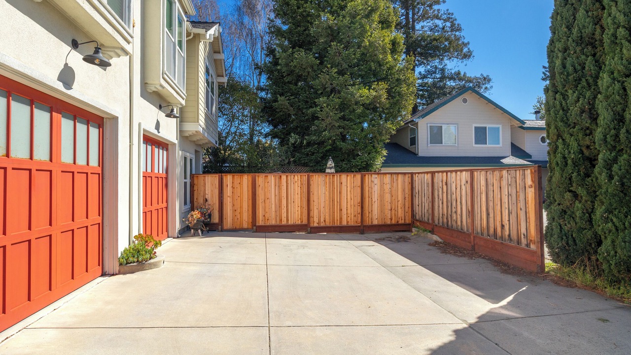Photo of Outdoor in Eastside Santa Cruz