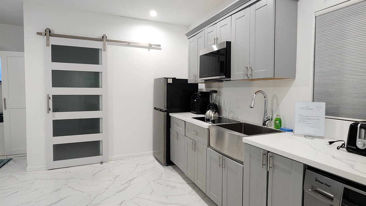 Photo of Kitchen in Leeward Settlement