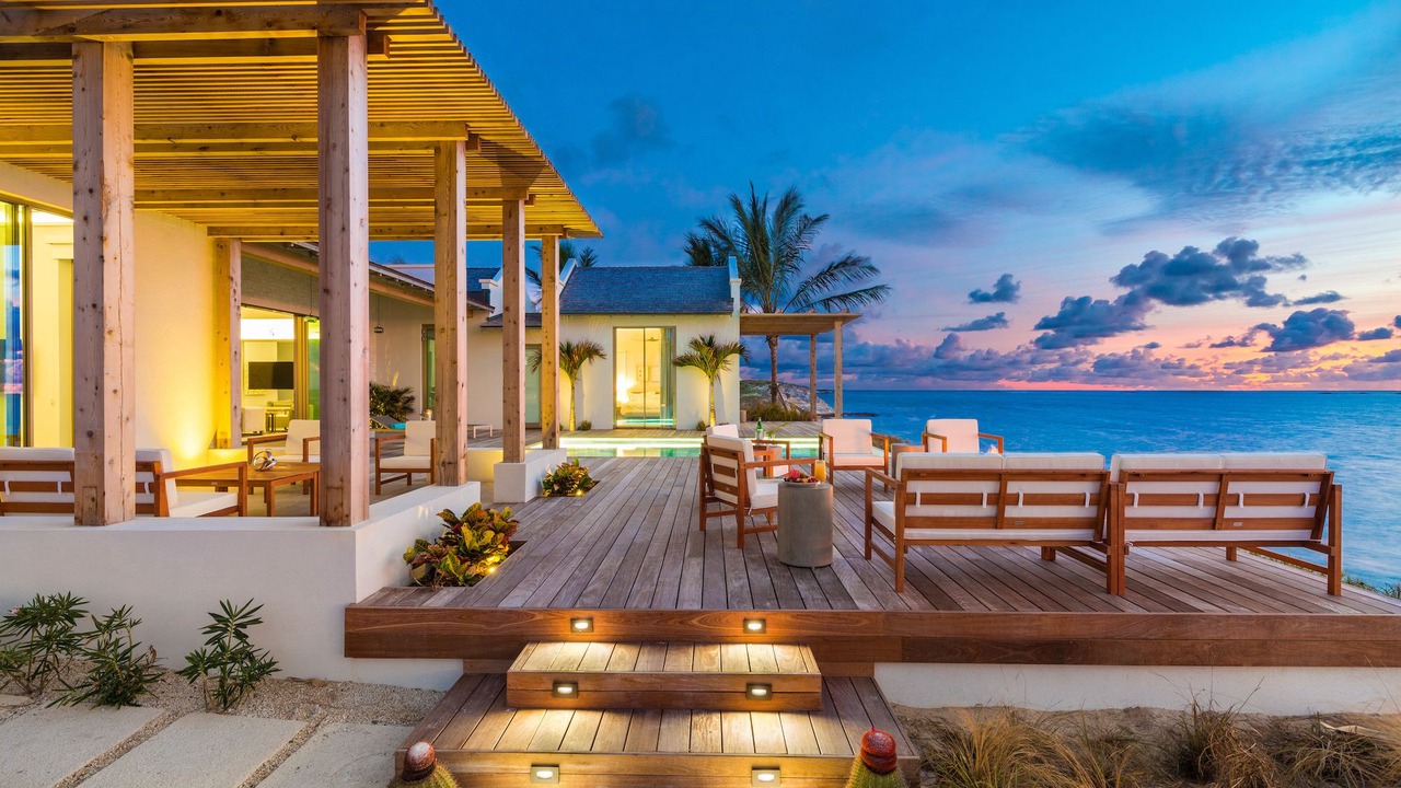 Photo of Patio Balcony in Big Ambergris Cay