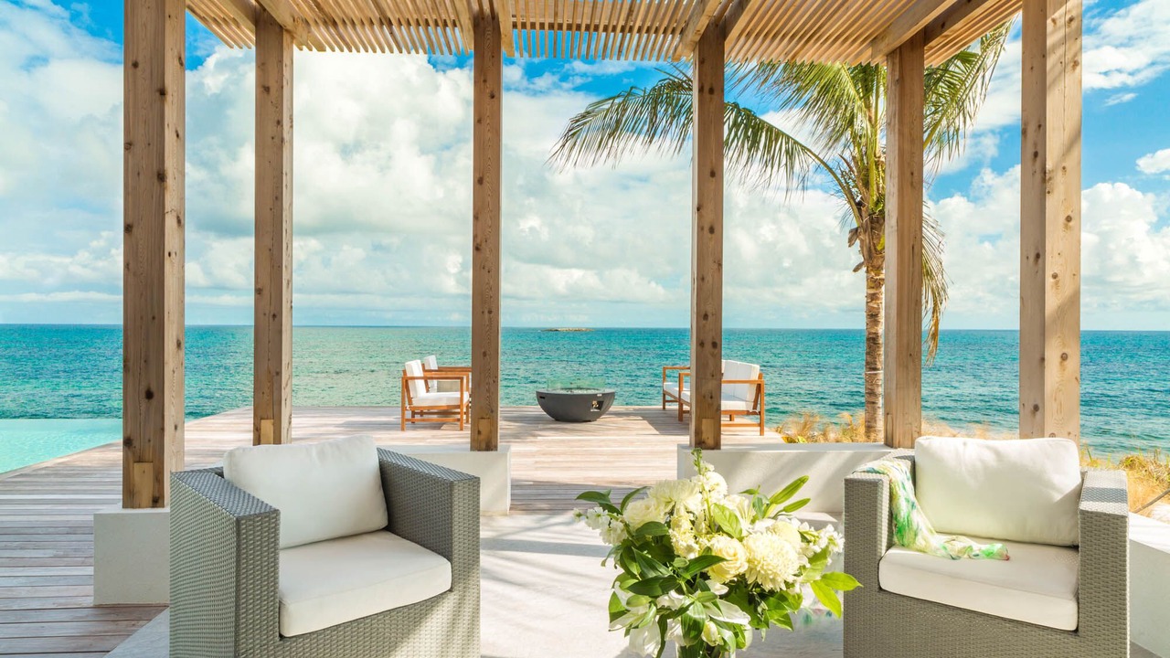 Photo of Patio Balcony in Big Ambergris Cay