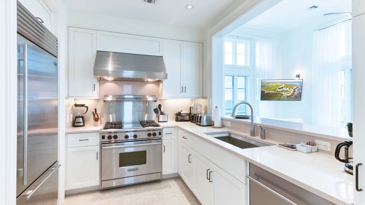 Photo of Kitchen in Big Ambergris Cay
