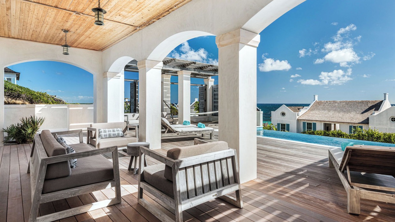 Photo of Patio Balcony in Big Ambergris Cay