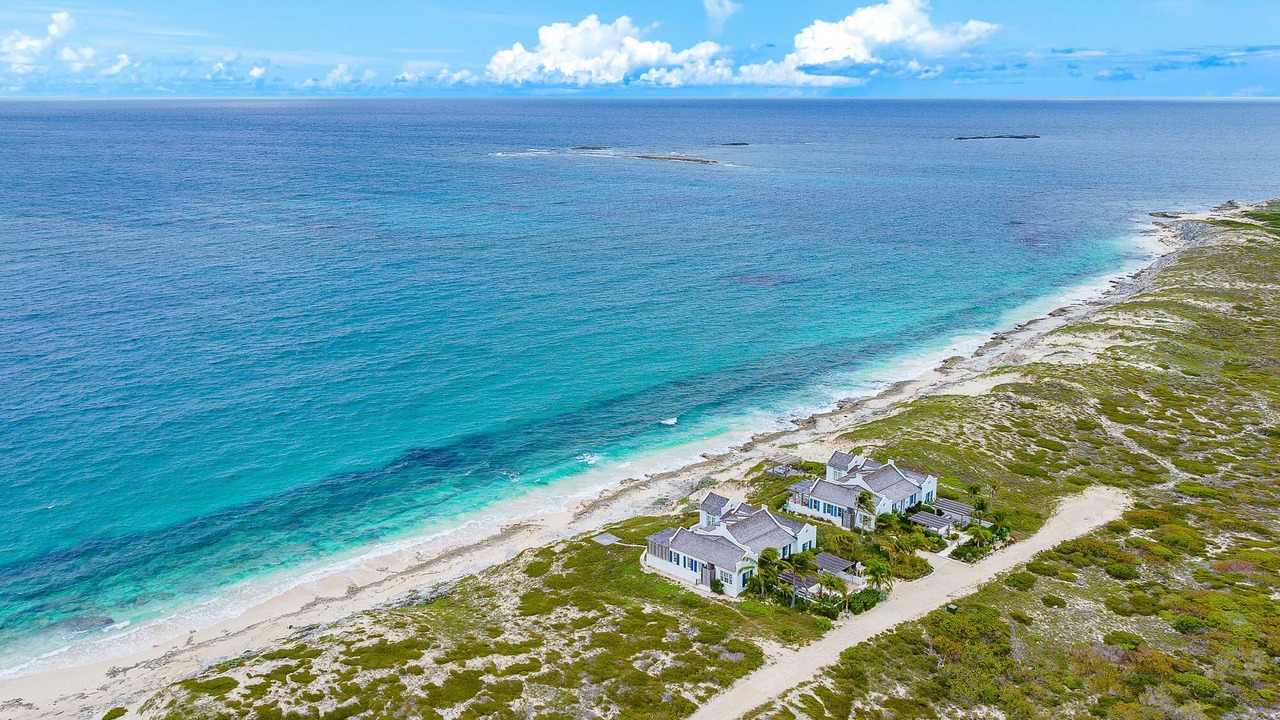 Photo of Others in Big Ambergris Cay