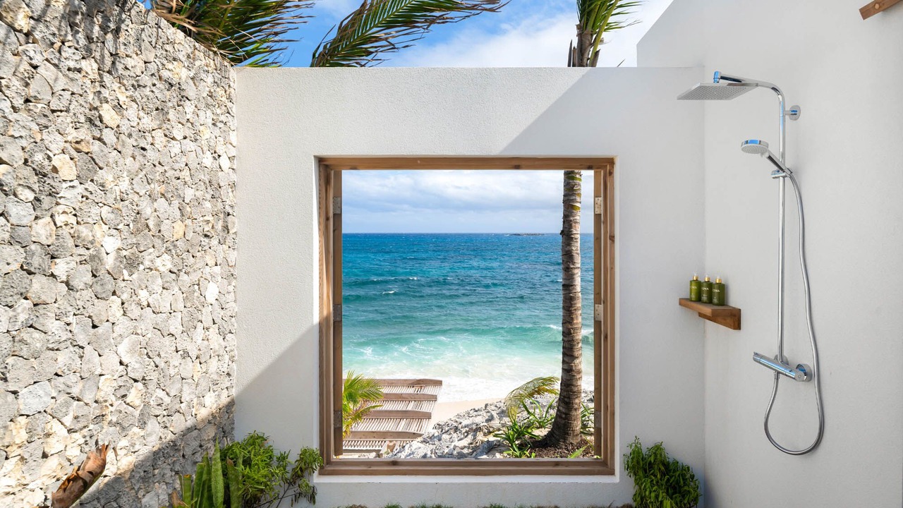 Photo of Bathroom in Big Ambergris Cay