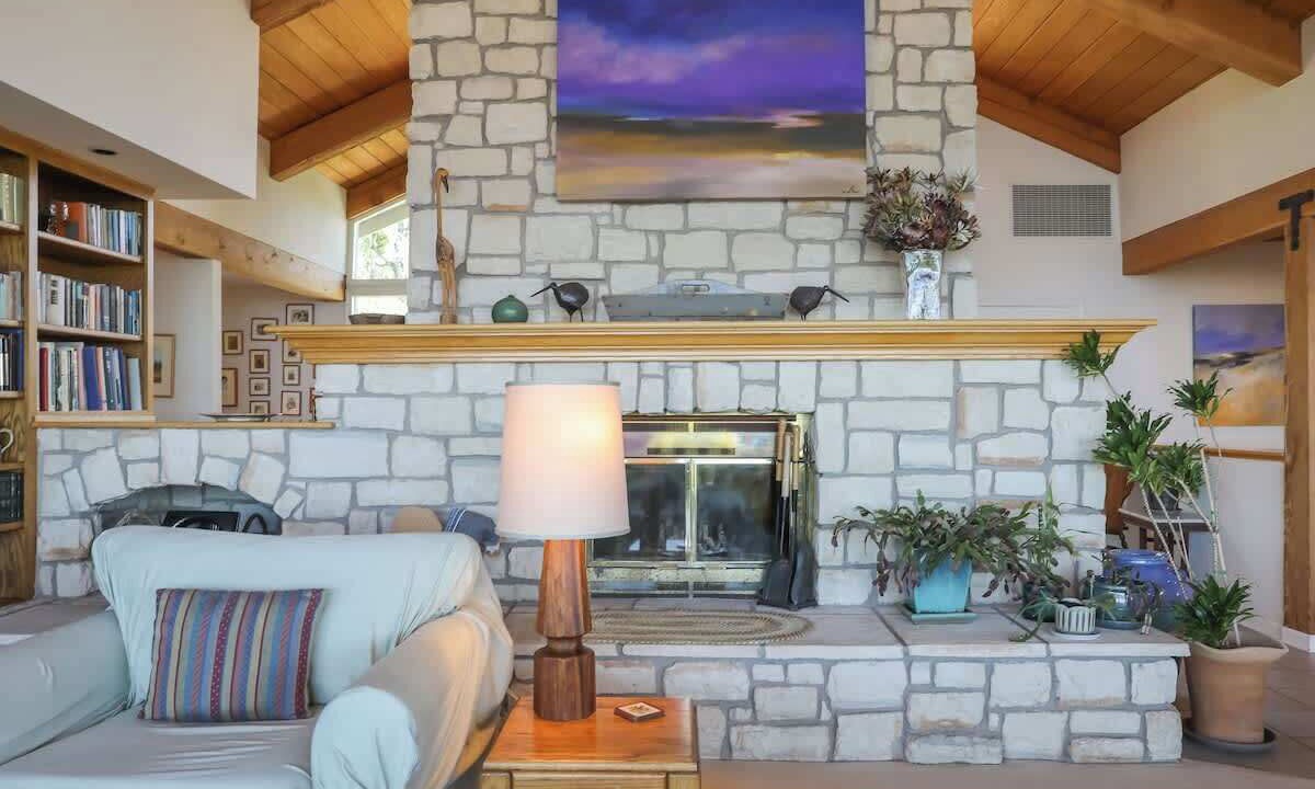 Photo of Livingroom in Aptos