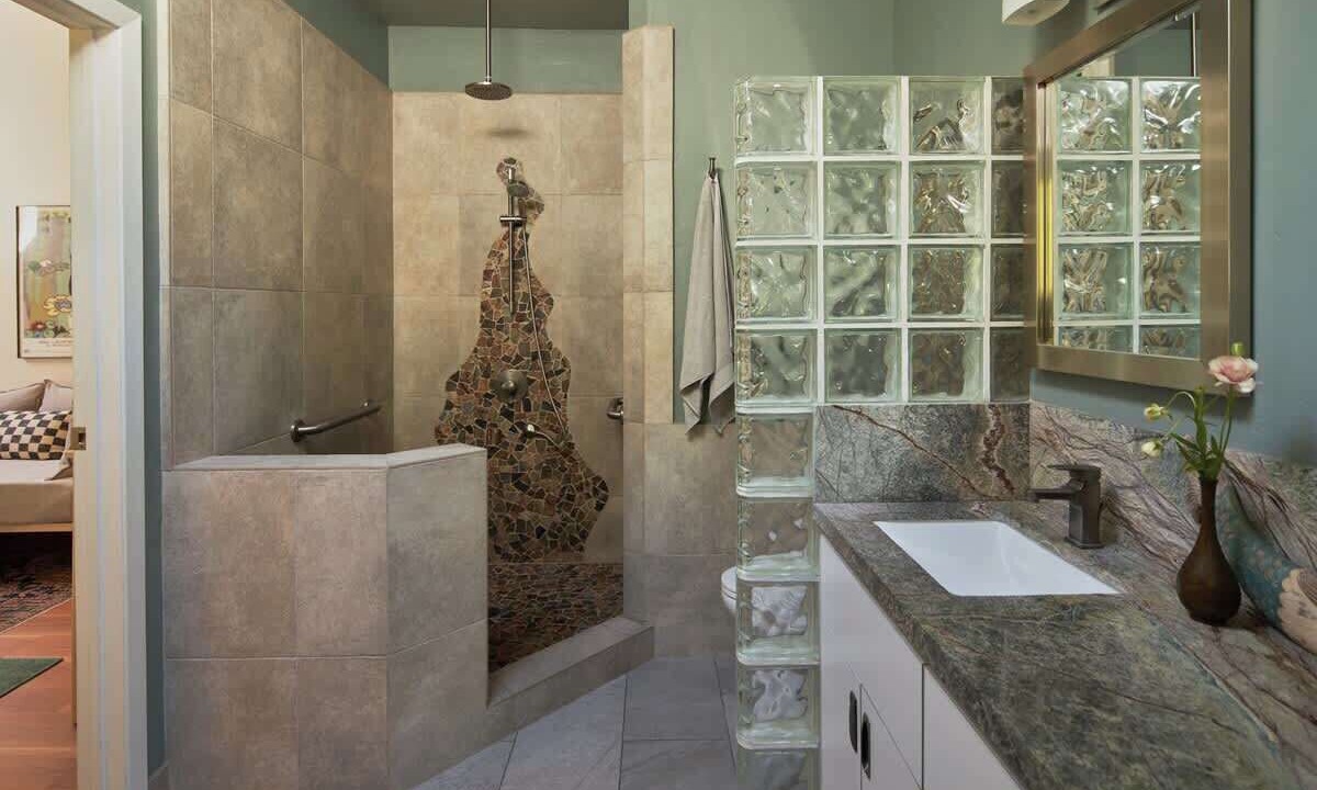 Photo of Bathroom in Aptos Hills-Larkin Valley