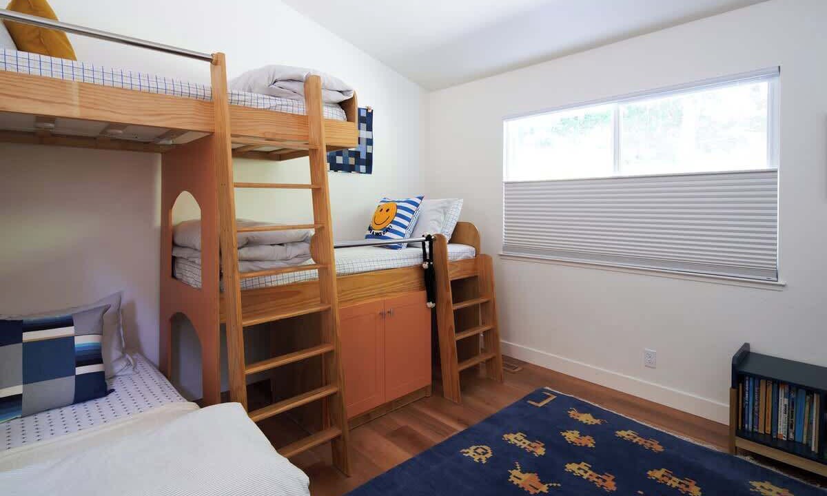 Photo of Bedroom in Aptos Hills-Larkin Valley