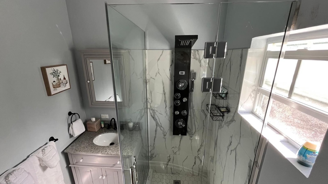 Photo of Bathroom in Middle Caicos