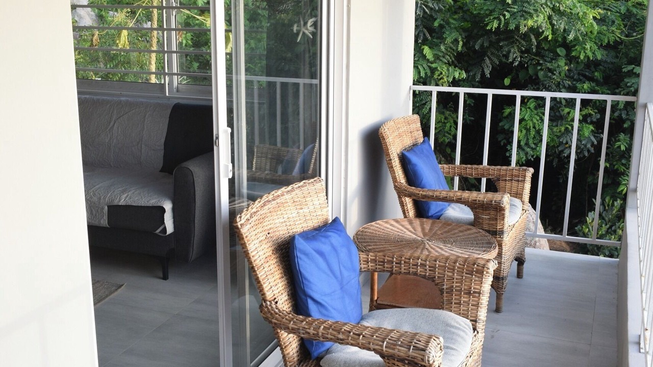Photo of Patio Balcony in Mare Anglaise