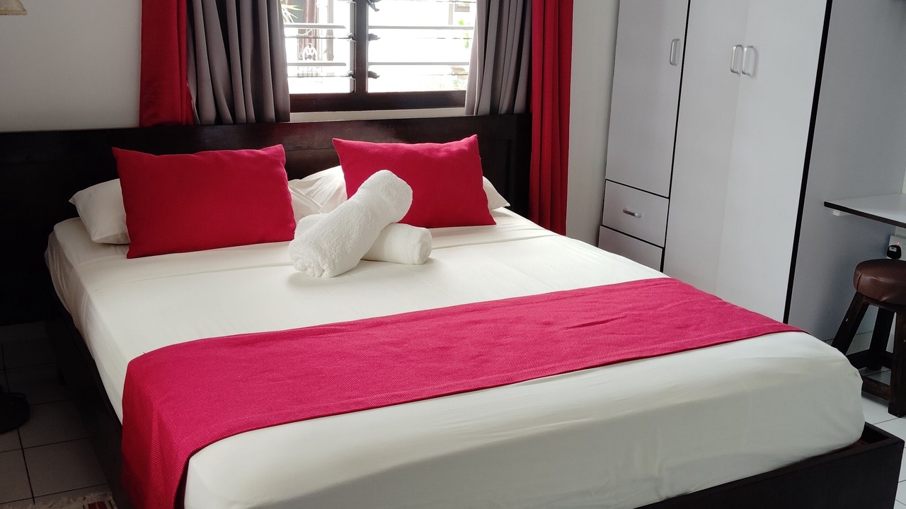 Photo of Bedroom in Anse Kerlan