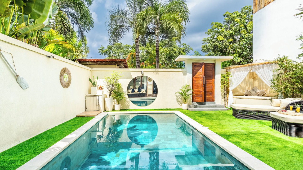Photo of Outdoor in Sunset Road