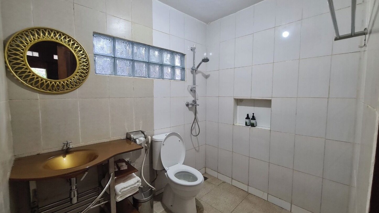 Photo of Bathroom in Batunya