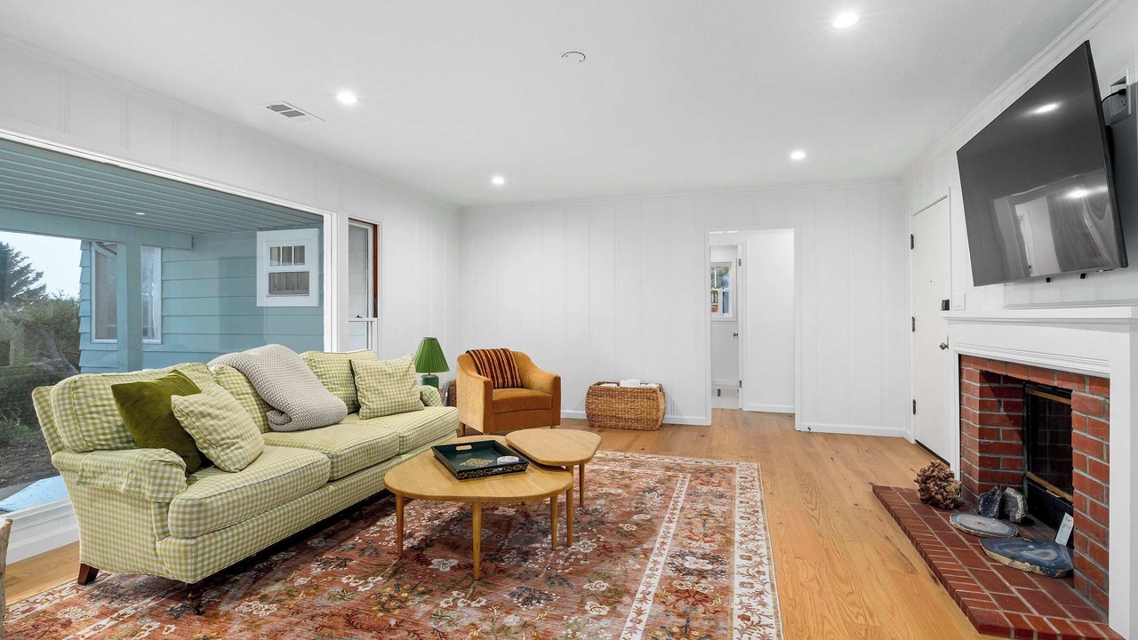 Photo of Livingroom in Aptos