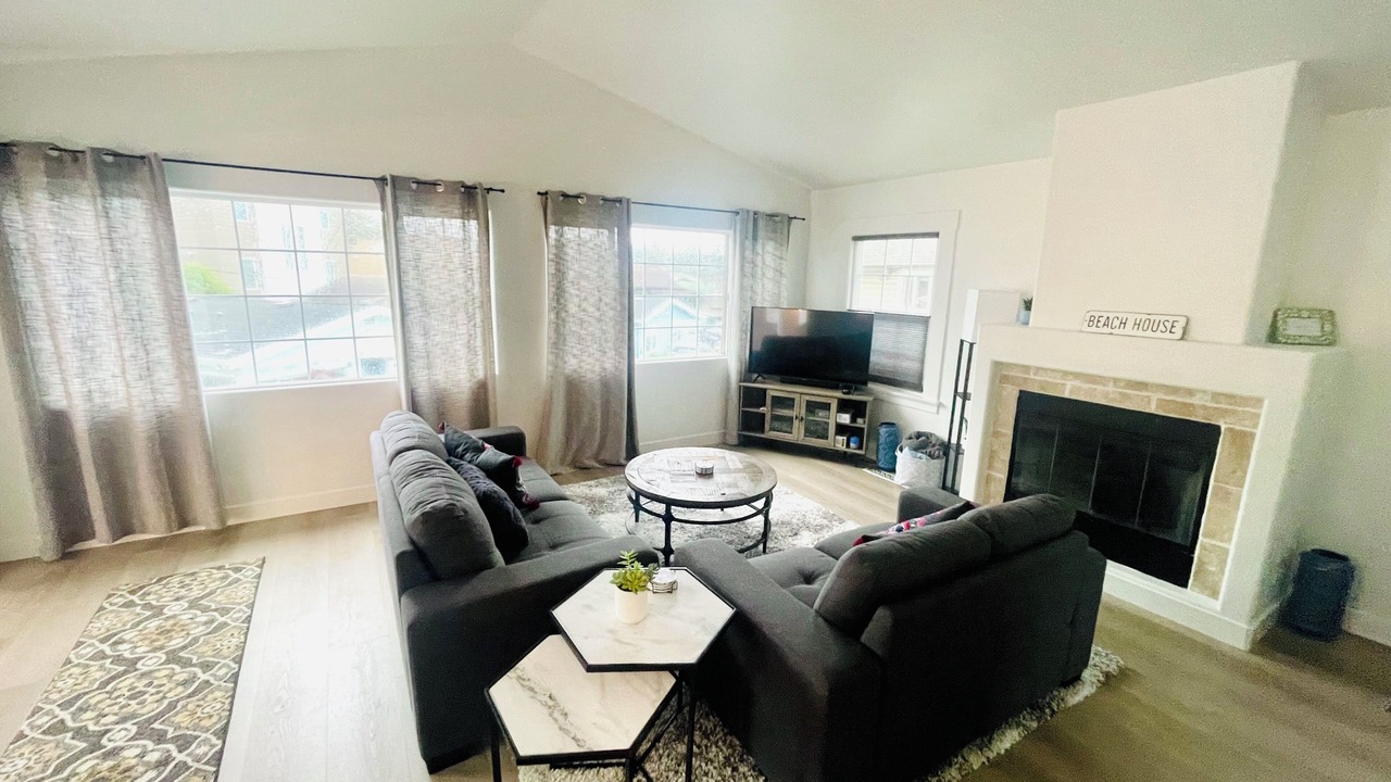 Photo of Livingroom in Capitola