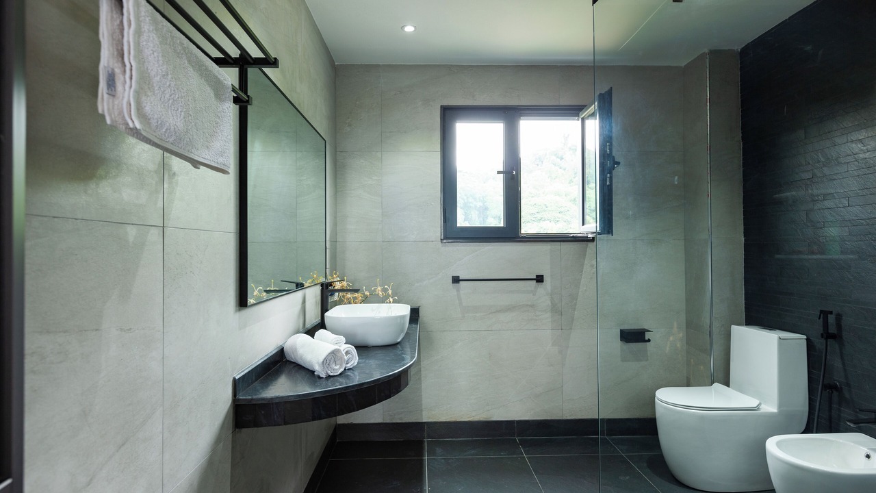 Photo of Bathroom in Praslin Island