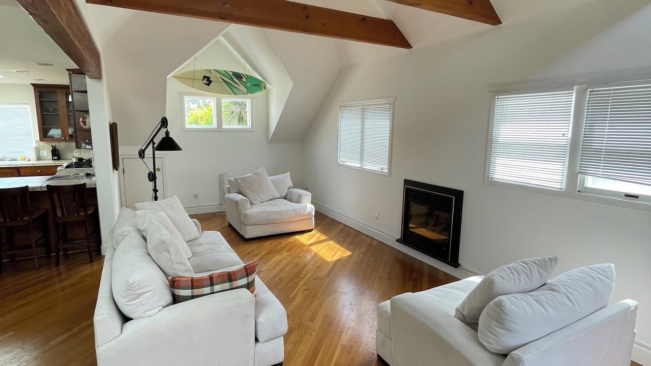 Photo of Livingroom in Seabright
