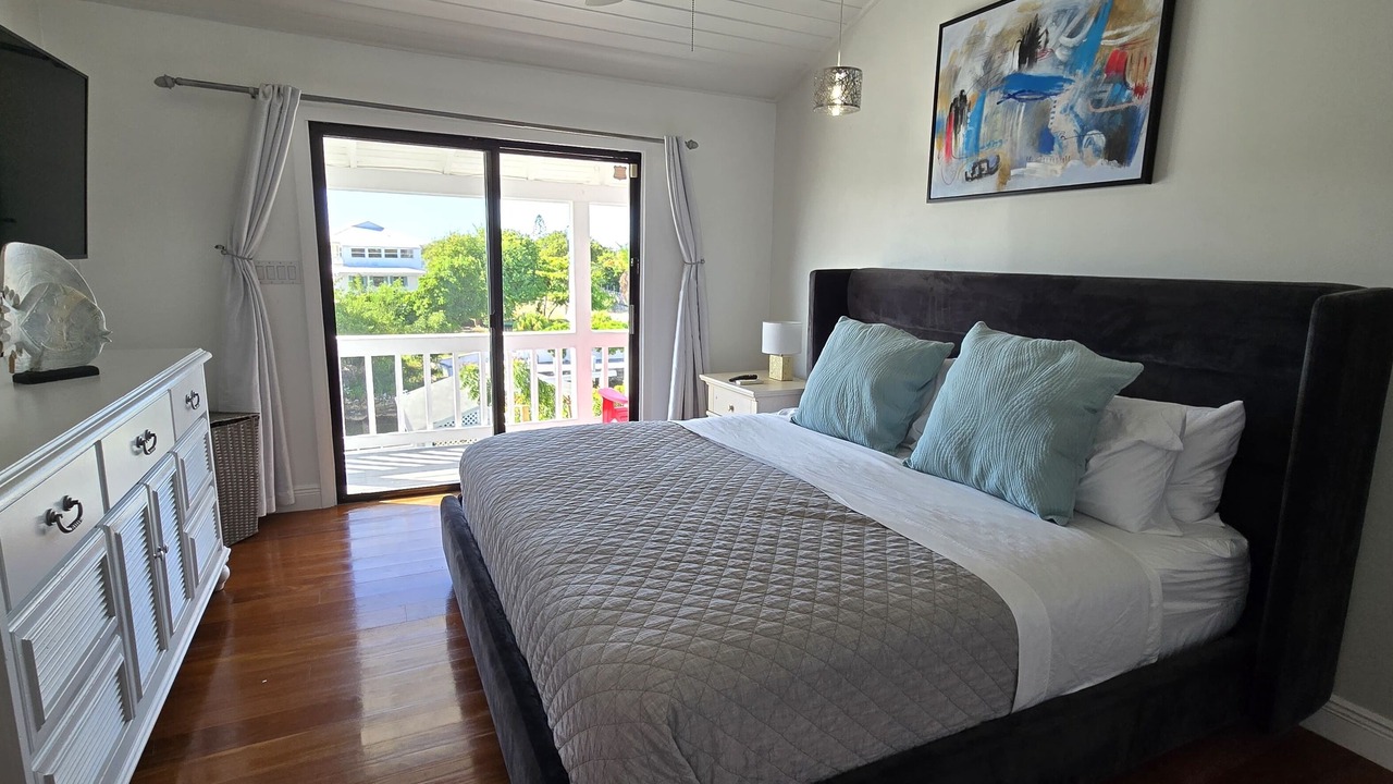 Photo of Bedroom in Discovery Bay