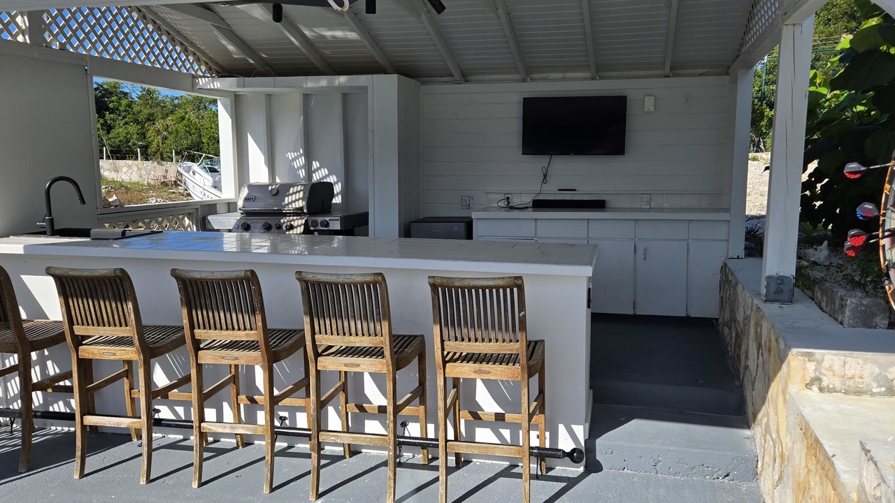 Photo of Patio Balcony in Discovery Bay