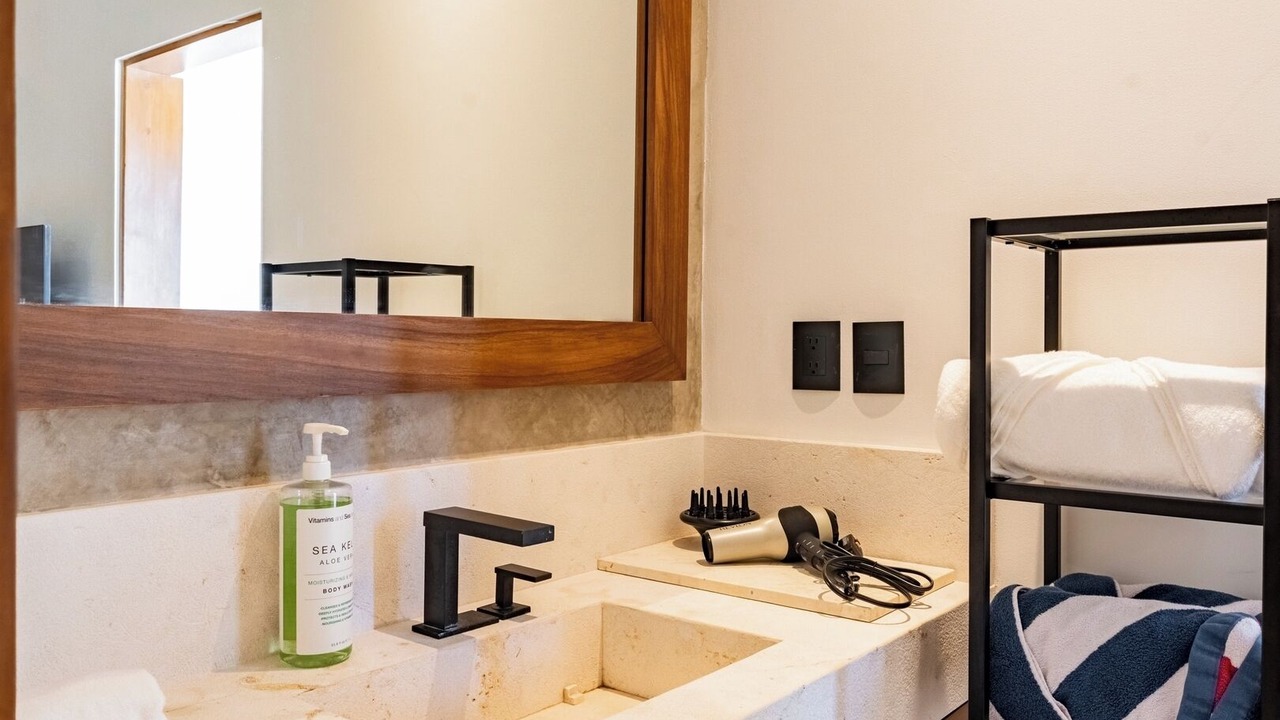 Photo of Bathroom in Colonia Meteorologico