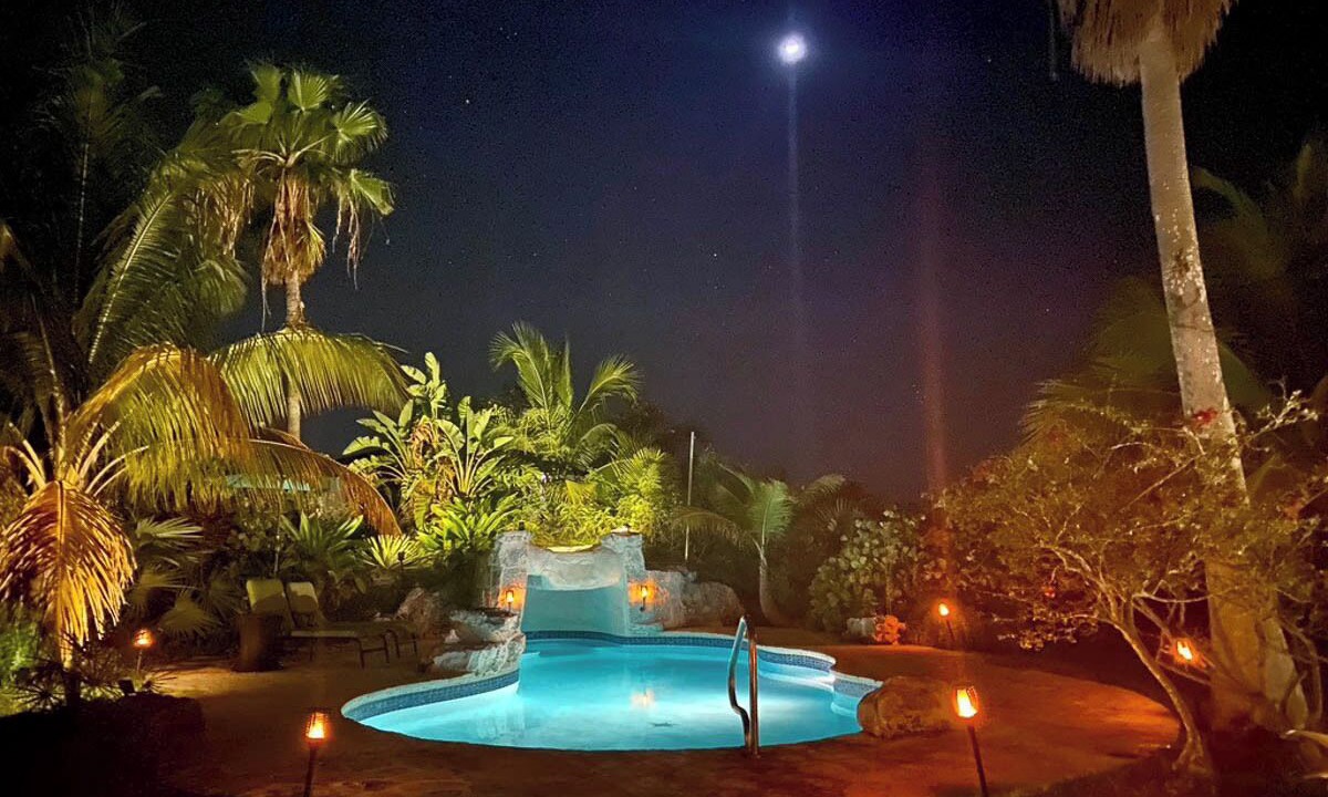 Photo of Outdoor in Leeward Settlement