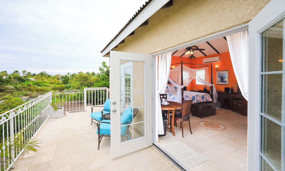Photo of Patio Balcony in Leeward Settlement