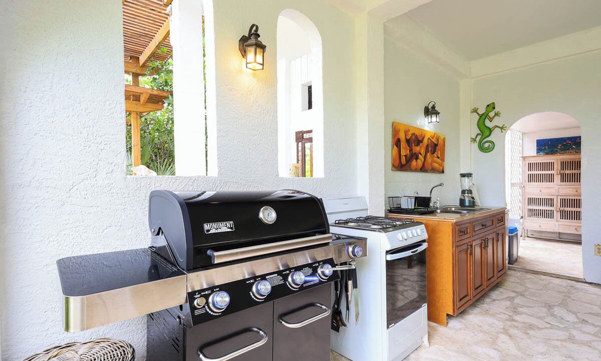 Photo of Kitchen in Leeward Settlement