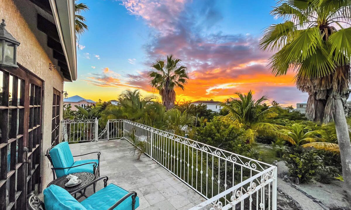 Photo of Patio Balcony in Leeward Settlement