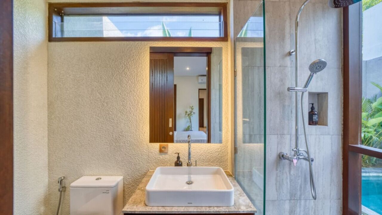 Photo of Bathroom in Kampial