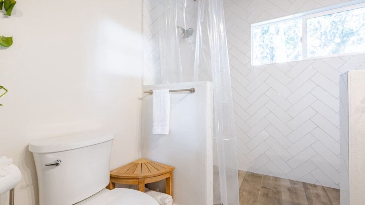 Photo of Bathroom in Amesti