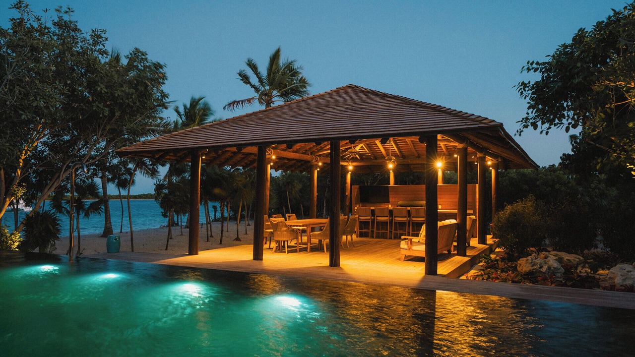 Photo of Outdoor in Leeward Settlement