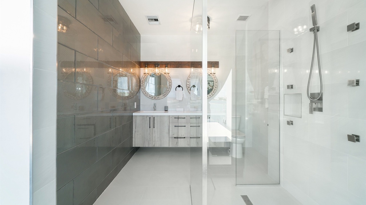 Photo of Bathroom in Ocean Point