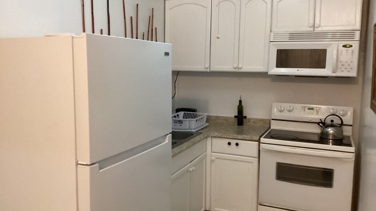 Photo of Kitchen in Cockburn Town