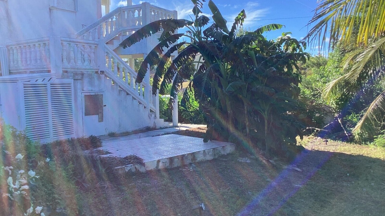 Photo of Outdoor in Cockburn Town