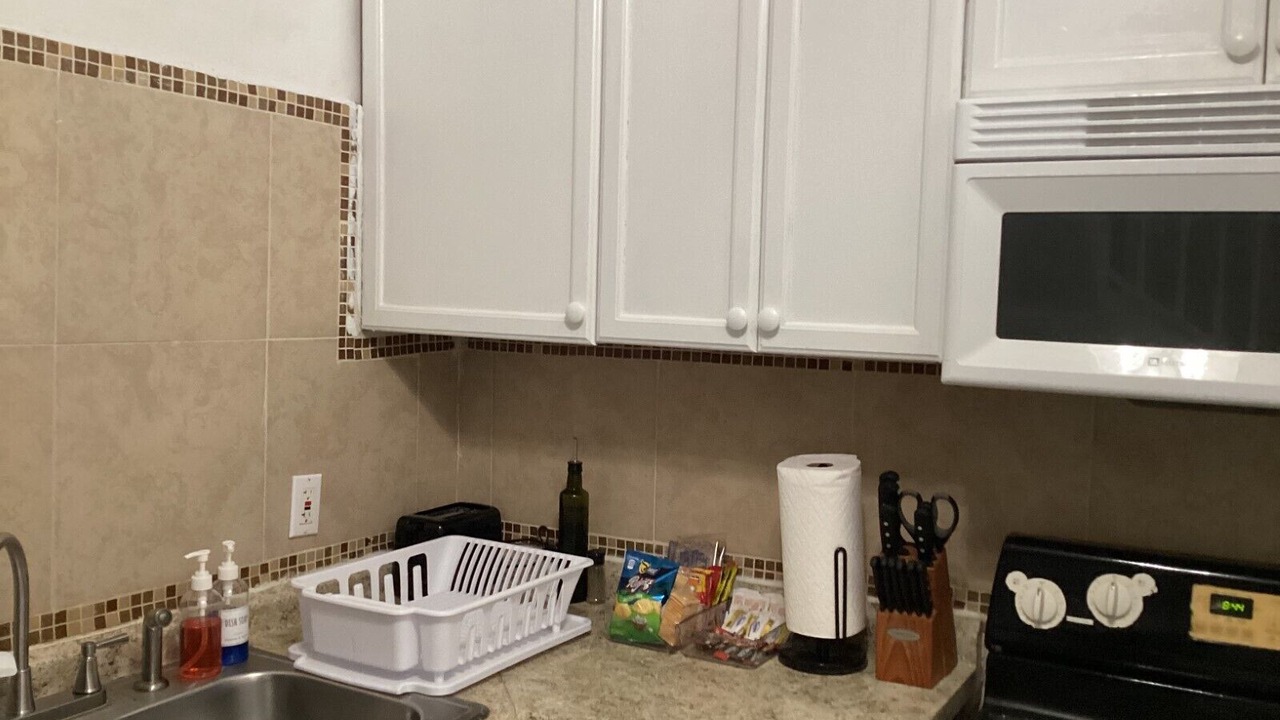 Photo of Kitchen in Cockburn Town