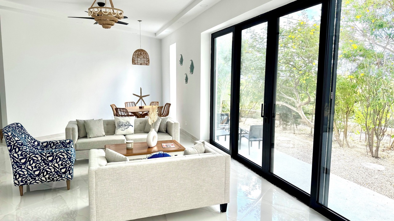 Photo of Livingroom in Middle Caicos
