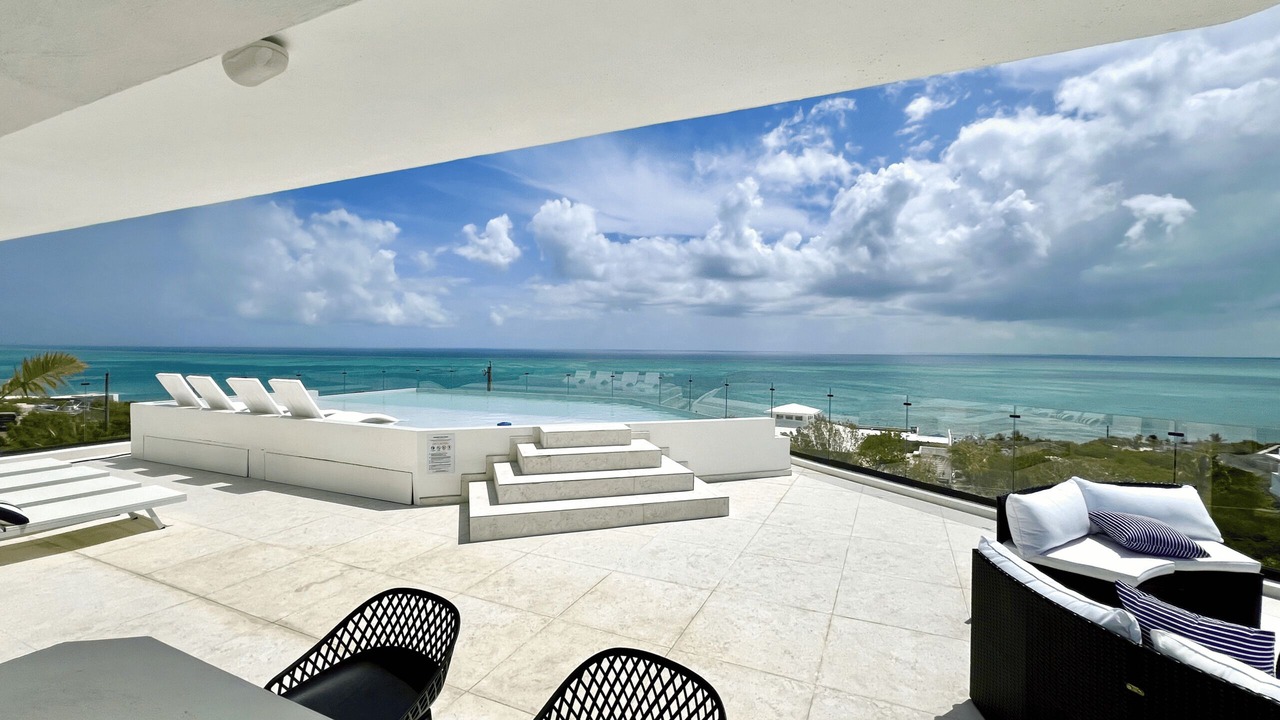 Photo of Patio Balcony in Middle Caicos