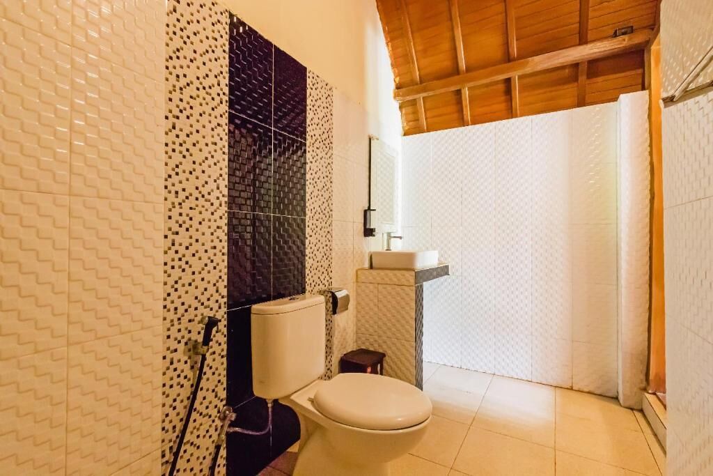 Photo of Bathroom in Botoemadeg