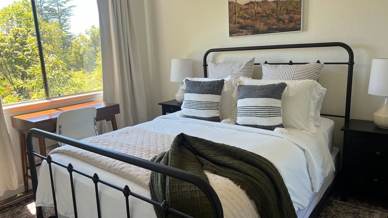 Photo of Bedroom in Aptos