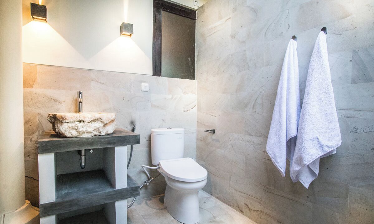 Photo of Bathroom in Bukti